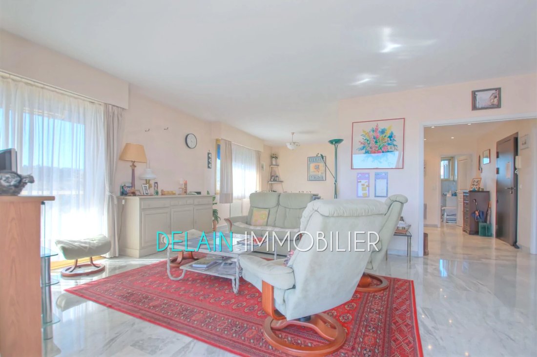 Apartment in Val de Cagne-Colline Route de Vence, Cagnes-sur-Mer, France 2 - 17499570