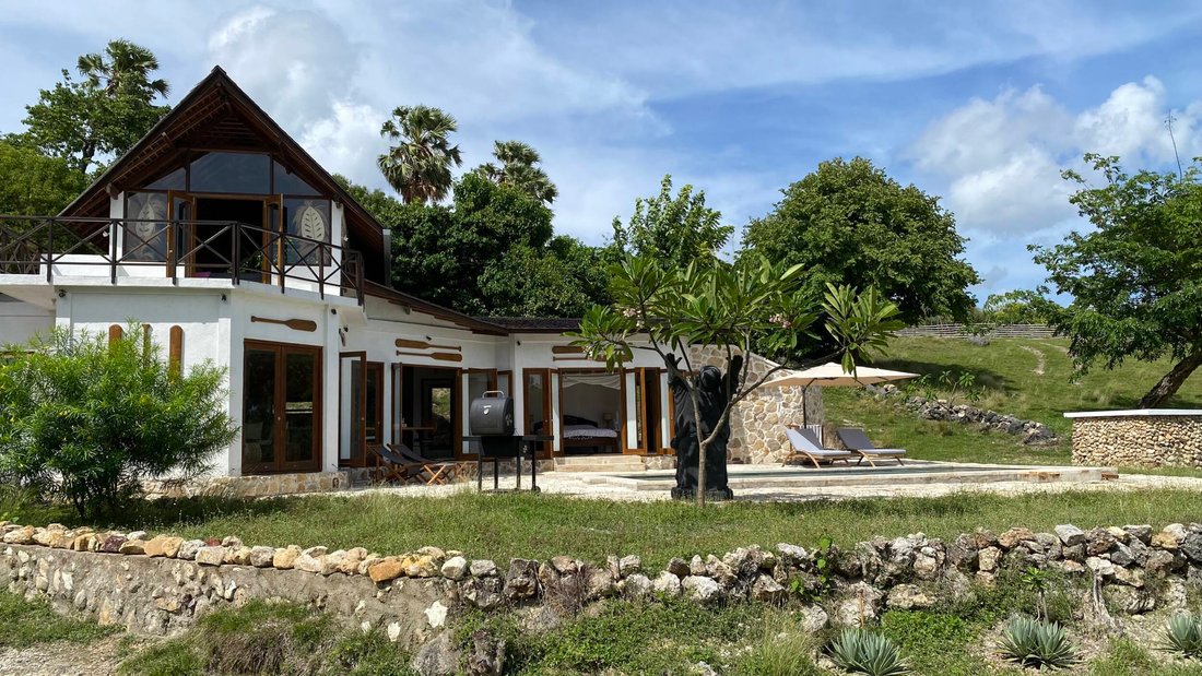 House in Rote Island, East Nusa Tenggara, Indonesia 3 - 16692403