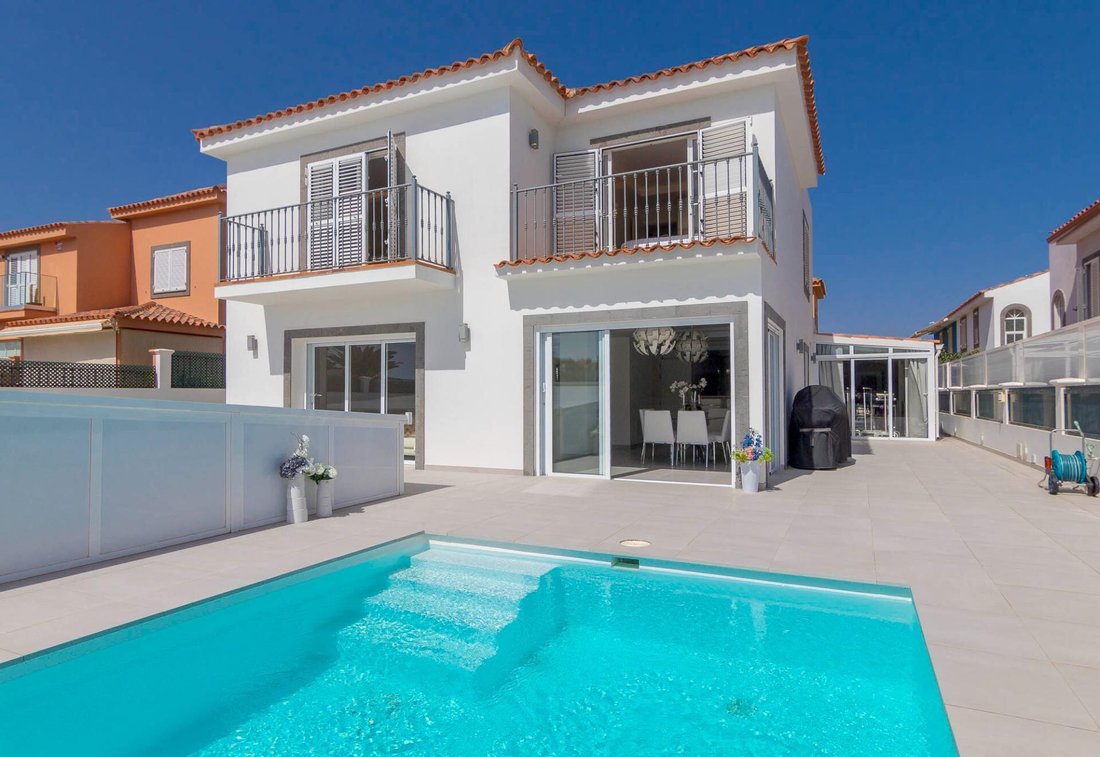 Villa in Maspalomas, San Bartolome de Tirajana, Canary Islands 1 - 17499629
