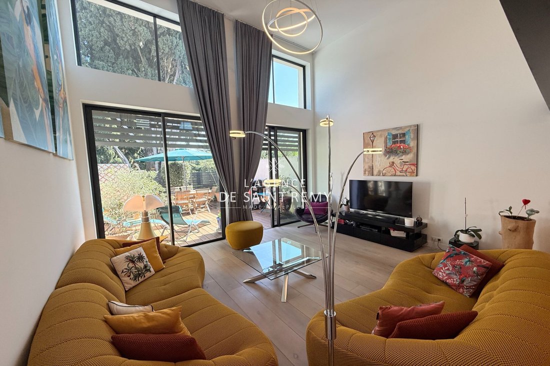 Apartment in Saint-Rémy-de-Provence, Provence-Alpes-Côte d'Azur, France 2 - 17499576