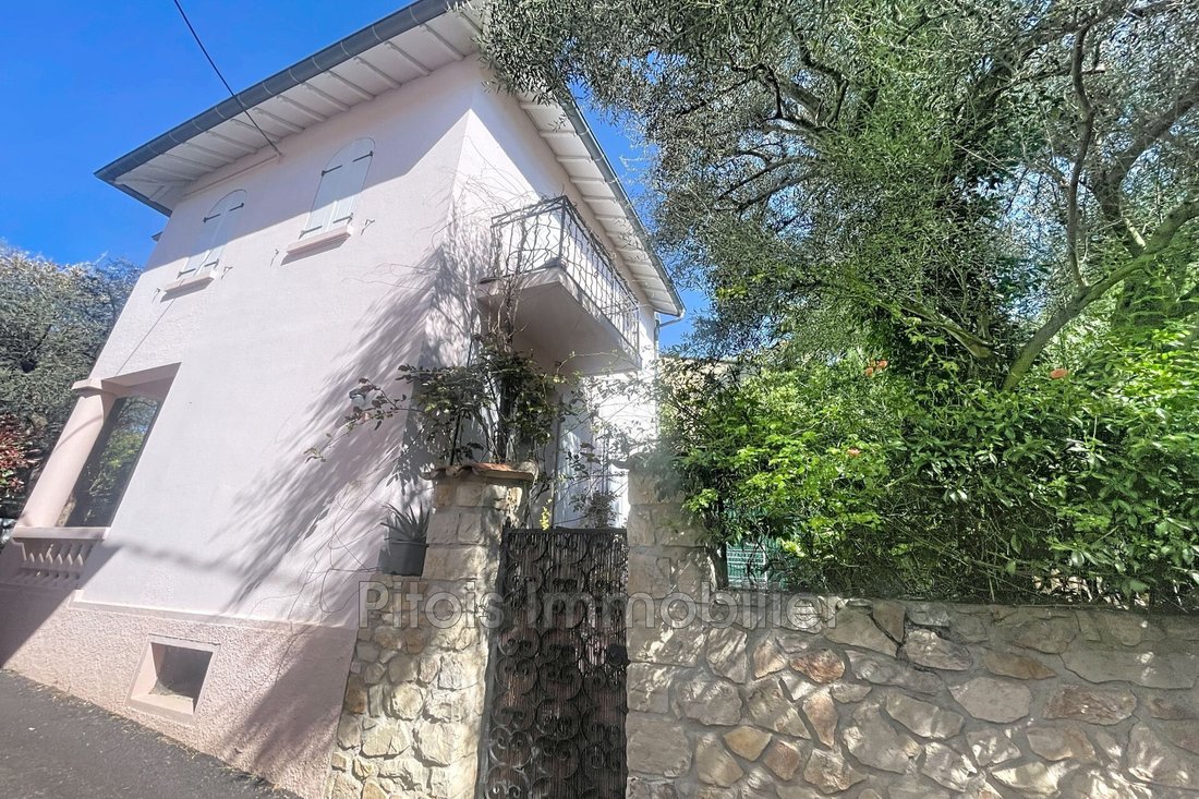 Villa in Juan les Pins-Gallice, Antibes, France 1 - 16853553