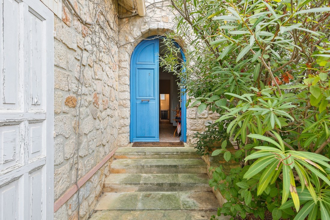 House in Bandol, Provence-Alpes-Côte d'Azur, France 3 - 17499559
