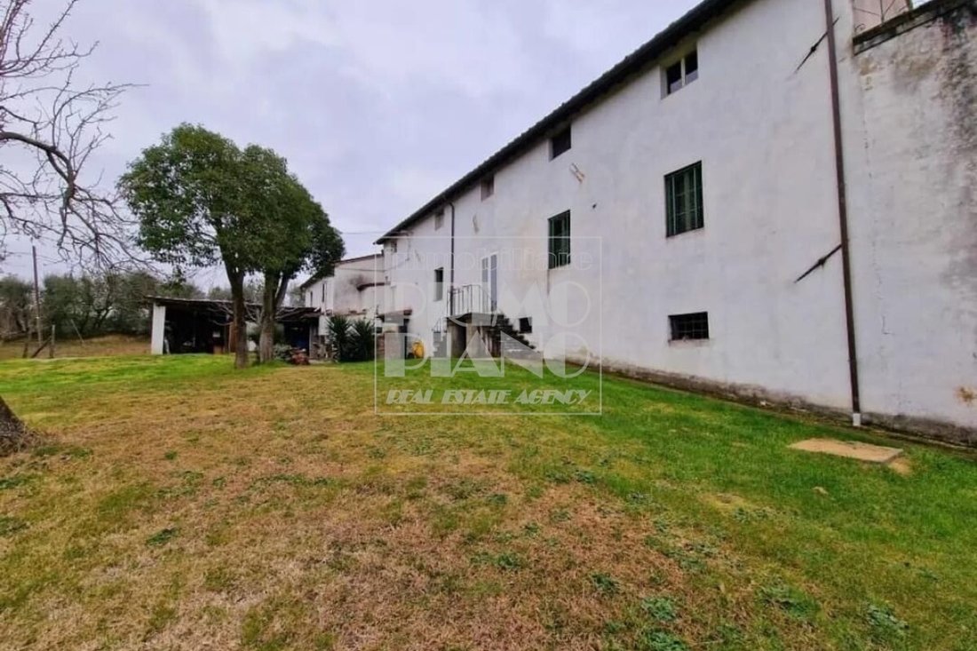 Villa in Historic Center, Lucca, Tuscany 2 - 15828988