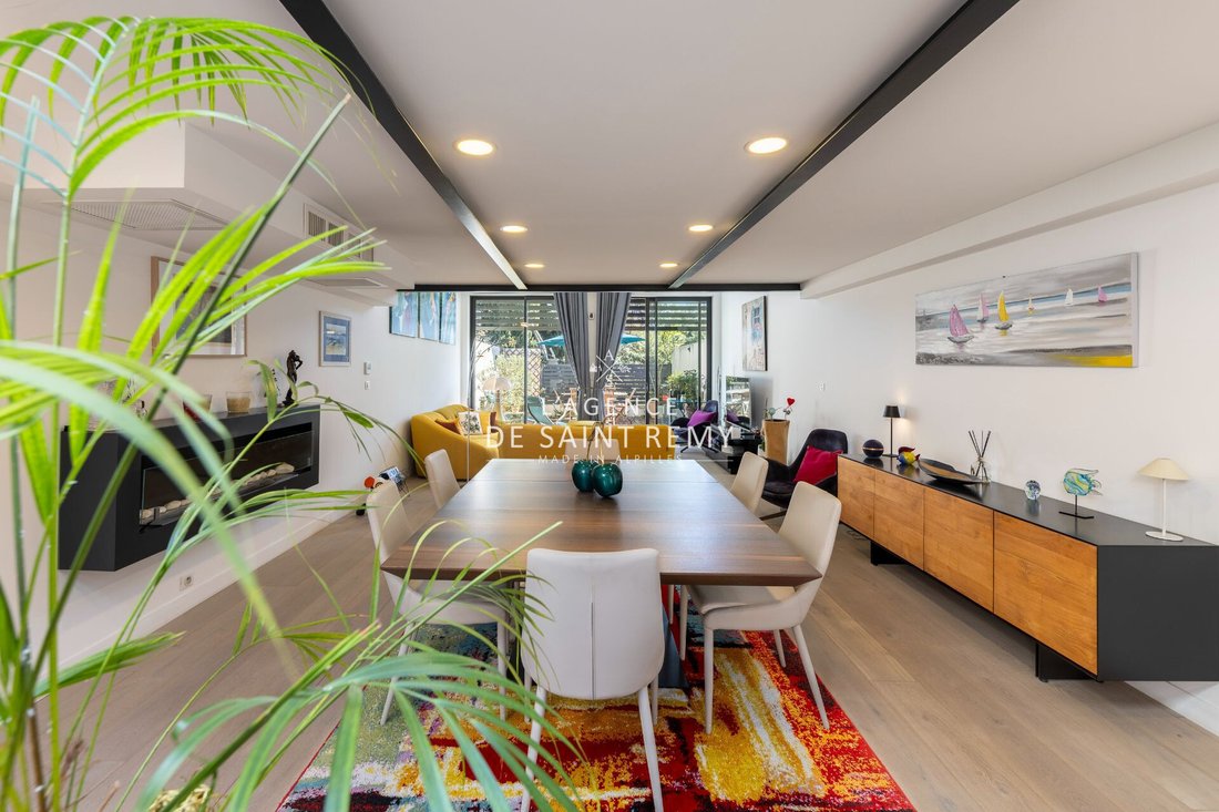 Apartment in Saint-Rémy-de-Provence, Provence-Alpes-Côte d'Azur, France 4 - 17499576