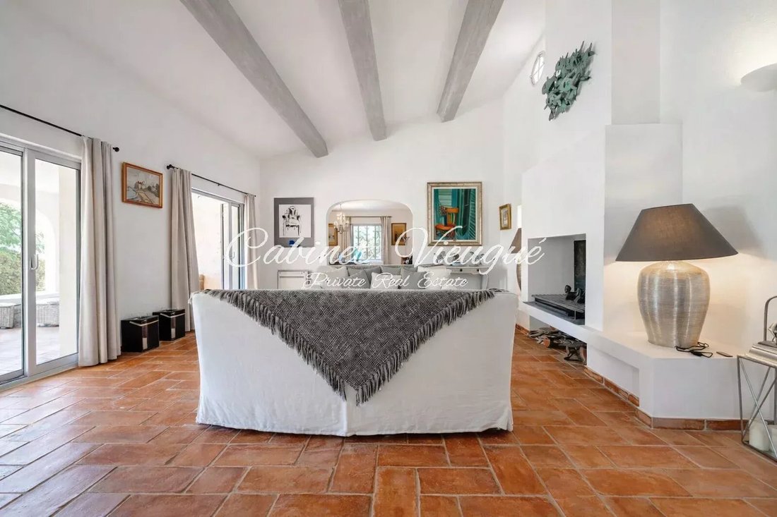 Villa in Grimaud, Provence-Alpes-Côte d'Azur, France 4 - 16246360