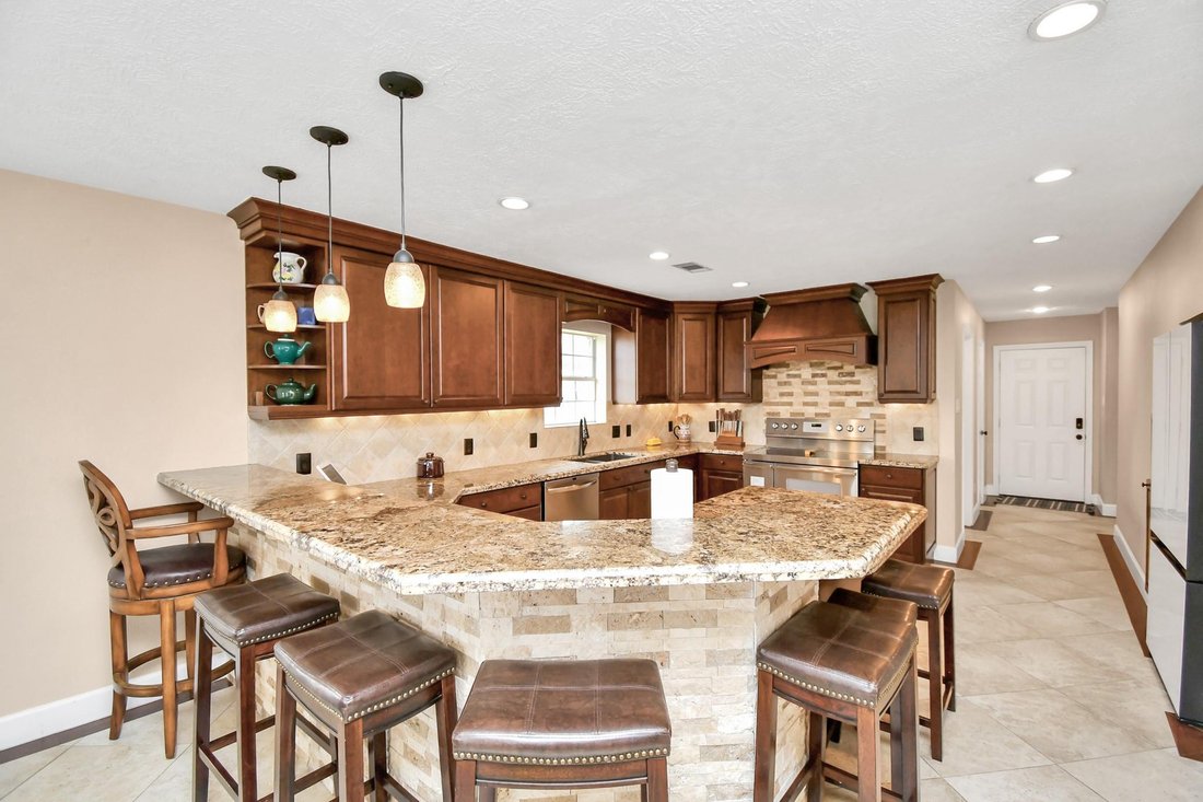 House in Baytown, Texas, United States 5 - 17499164