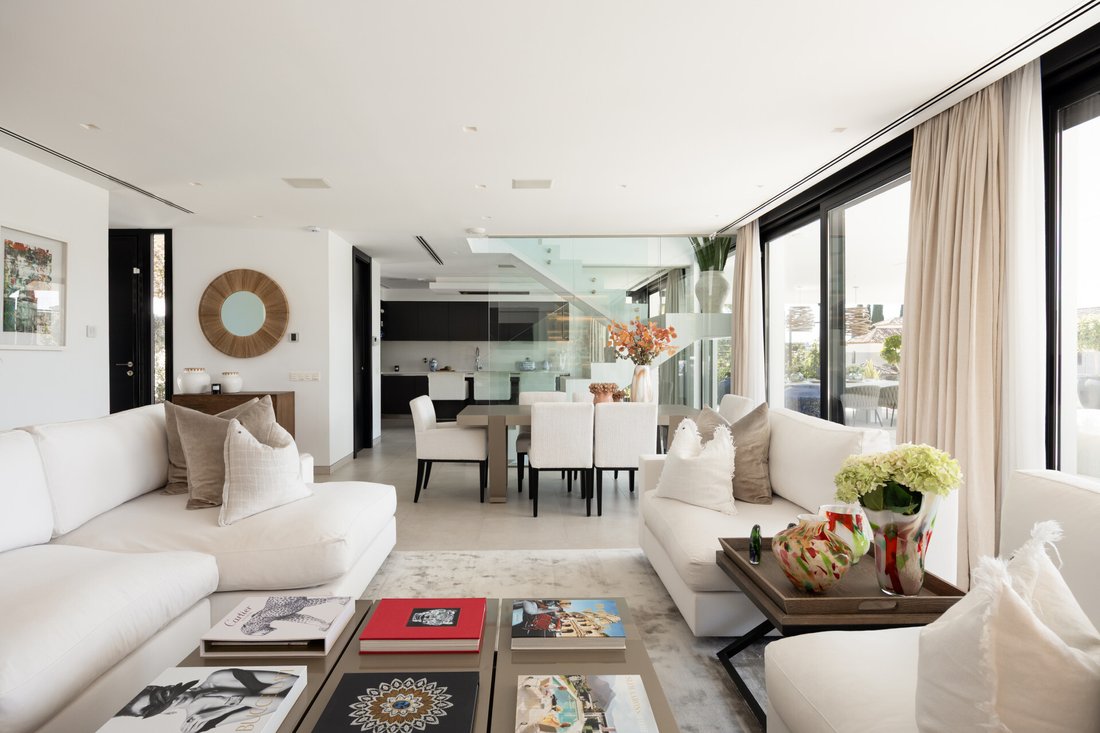 Villa in Nueva Andalucia, Marbella, Spain 4 - 17499654