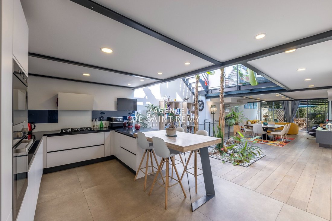Apartment in Saint-Rémy-de-Provence, Provence-Alpes-Côte d'Azur, France 5 - 17499576