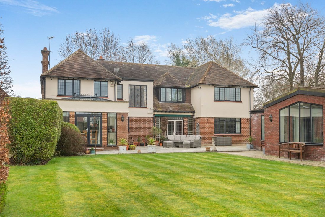 House in Weston Turville, England 3 - 17499544