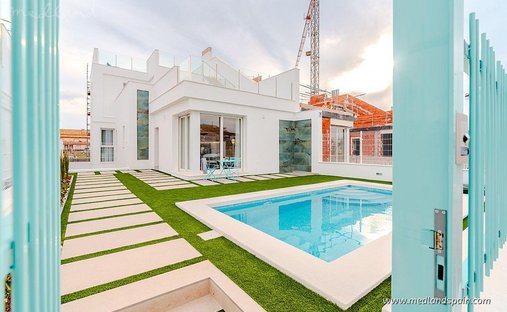 Townhouse in Los Alcazares, Región de Murcia, Spain 1