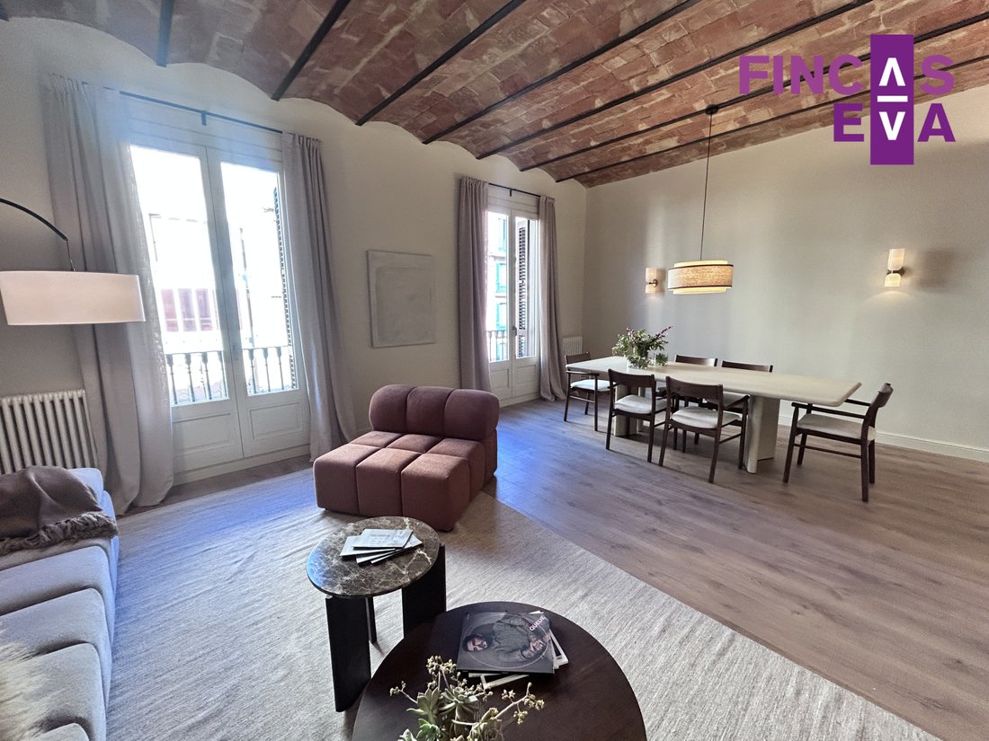 Apartment in Eixample, Barcelona, Spain 3 - 17499525