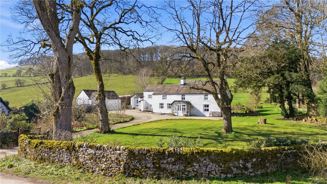 House in Dowlow, Buxton, England 5 - 17499529