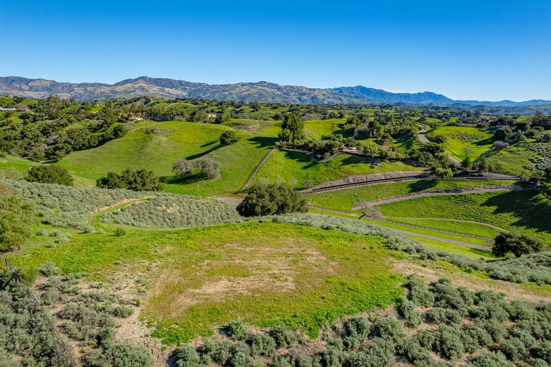 Land in Santa Ynez, California, United States 5 - 17498834