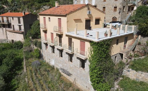 Tenuta a Ota, Corsica, Francia 1