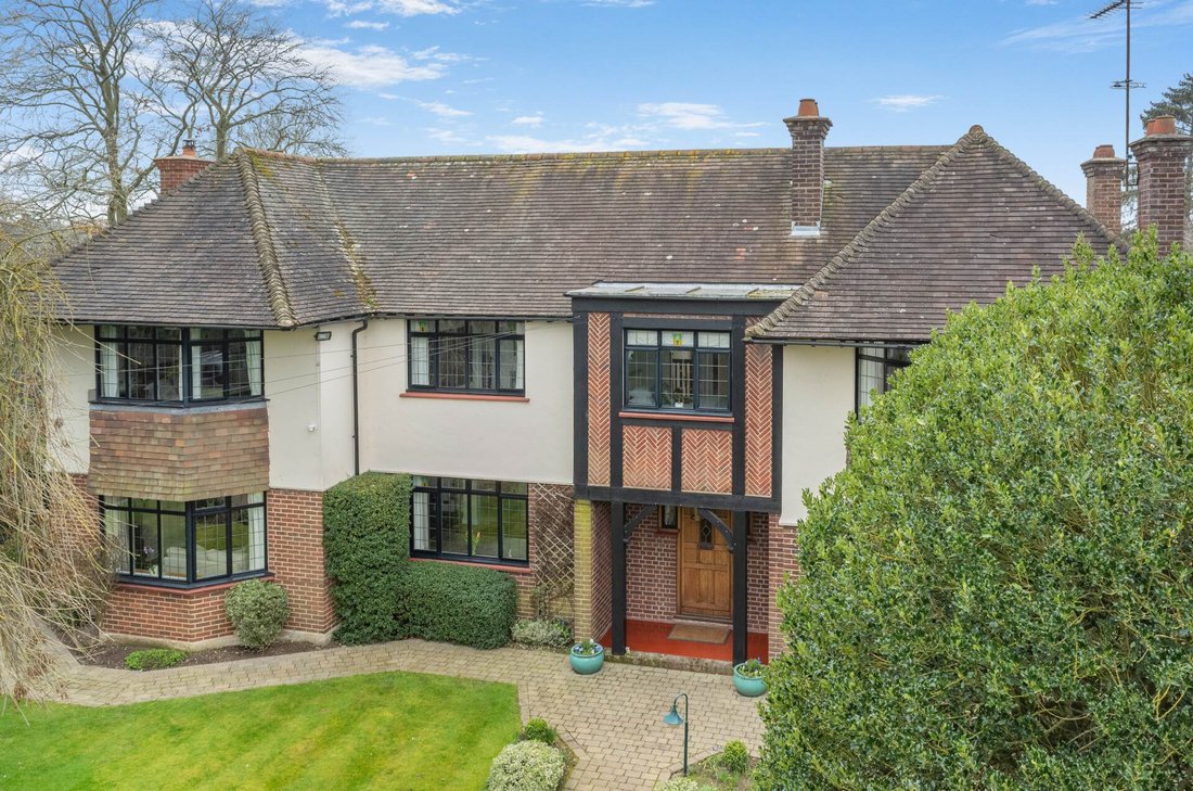 House in Weston Turville, England 2 - 17499544
