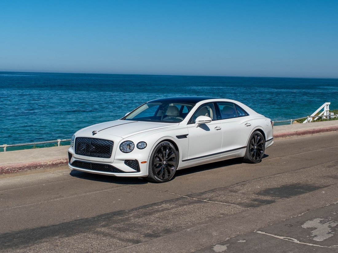 2026 Bentley Flying Spur in La Jolla, CA, United States 1 - 17499325