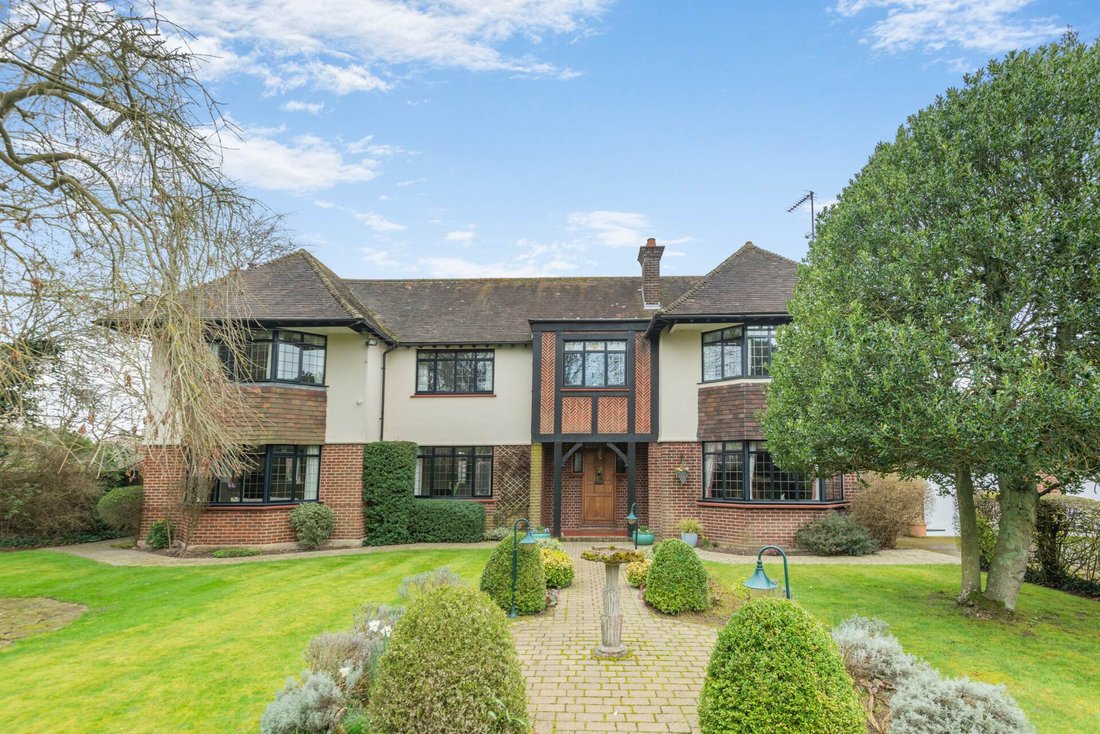 House in Weston Turville, England 1 - 17499544