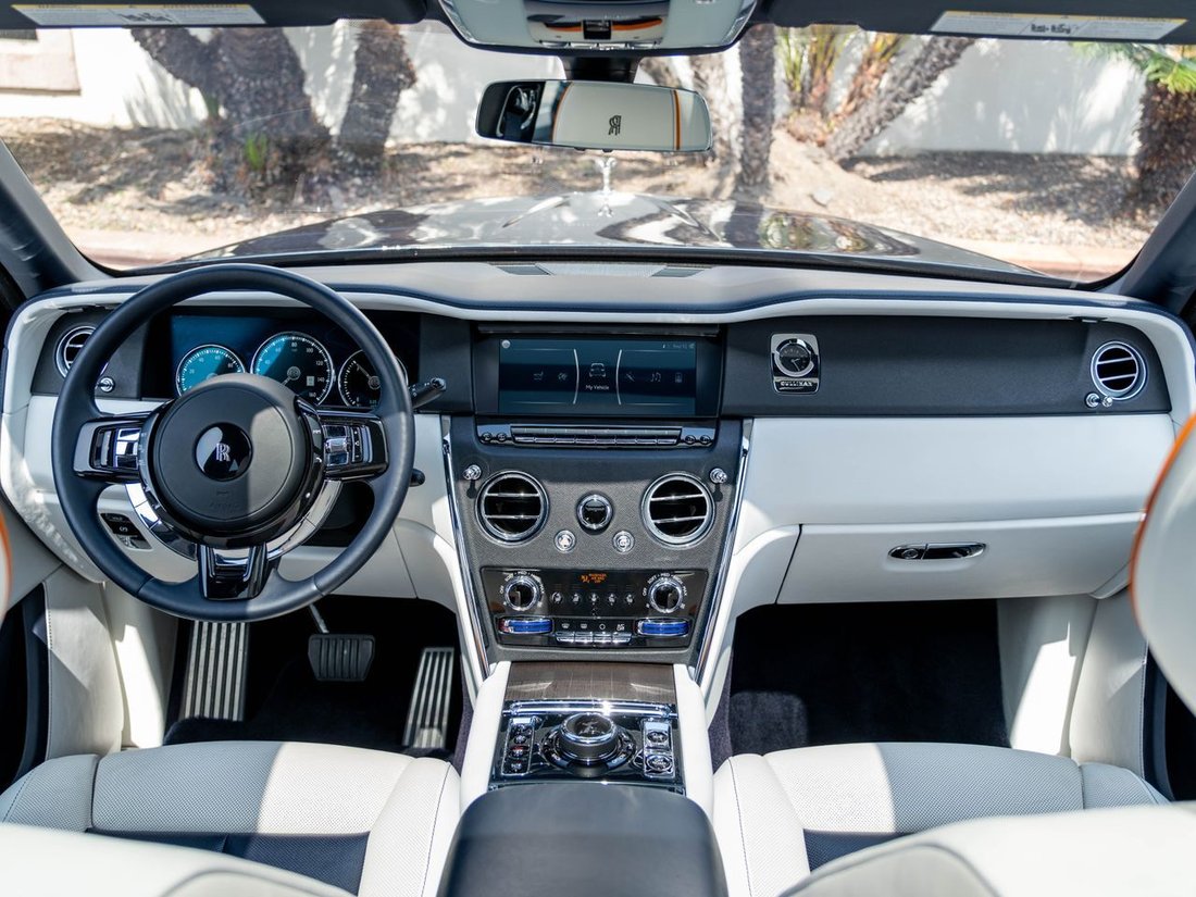 Suv in La Jolla, CA, United States 4 - 17499288