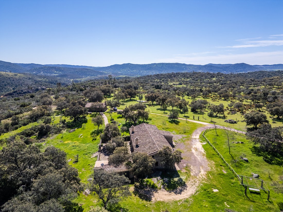 Finca in Aracena, Andalusia, Spain 1 - 15914597