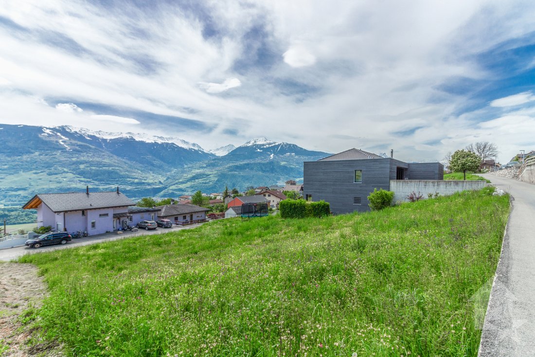 Villa in Ardon, Valais, Switzerland 2 - 17499652