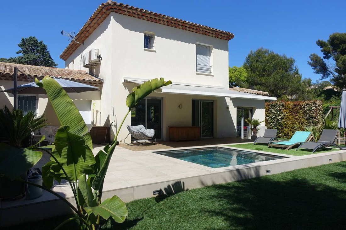Villa in Fontmerle, Antibes, France 1 - 16964056