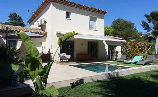 Villa in Fontmerle, Antibes, France 1