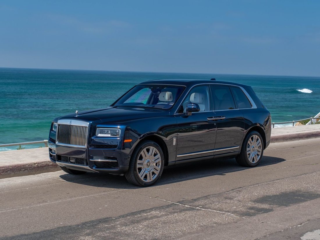 Suv in La Jolla, CA, United States 1 - 17499288