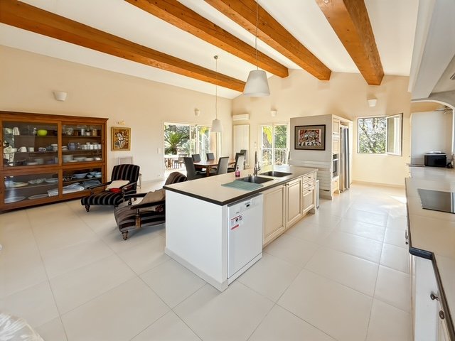 House in Les Cougoulins-Rastines, Antibes, France 5 - 17247566