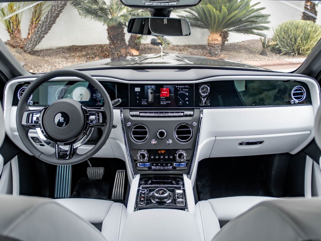 Suv in La Jolla, CA, United States 4 - 17499364