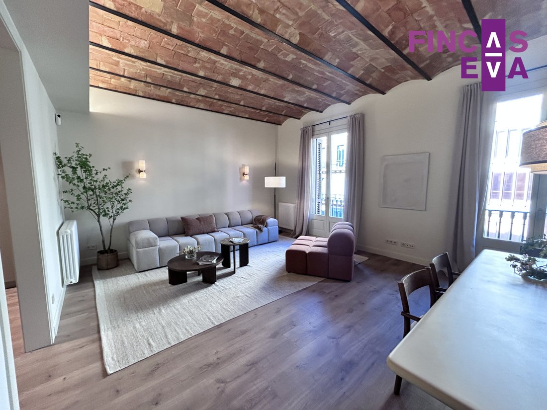Apartment in Eixample, Barcelona, Spain 2 - 17499525