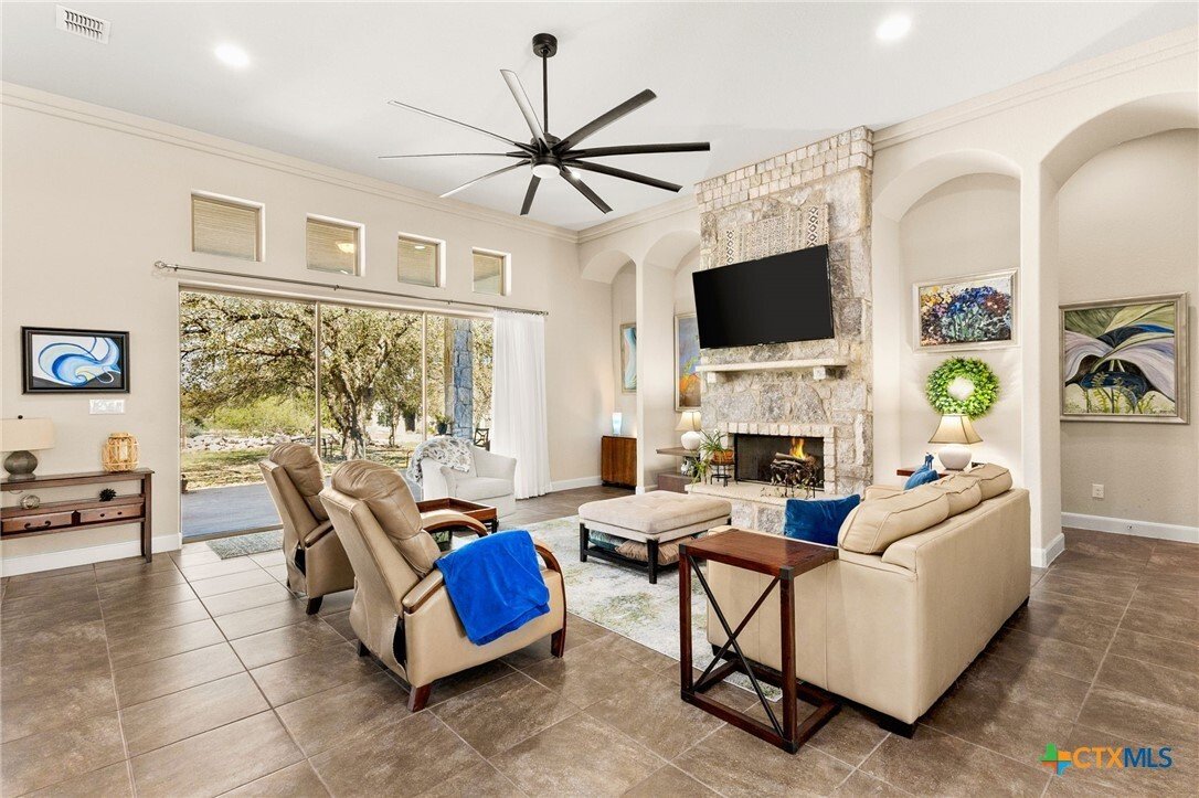 House in New Braunfels, Texas, United States 2 - 17498957