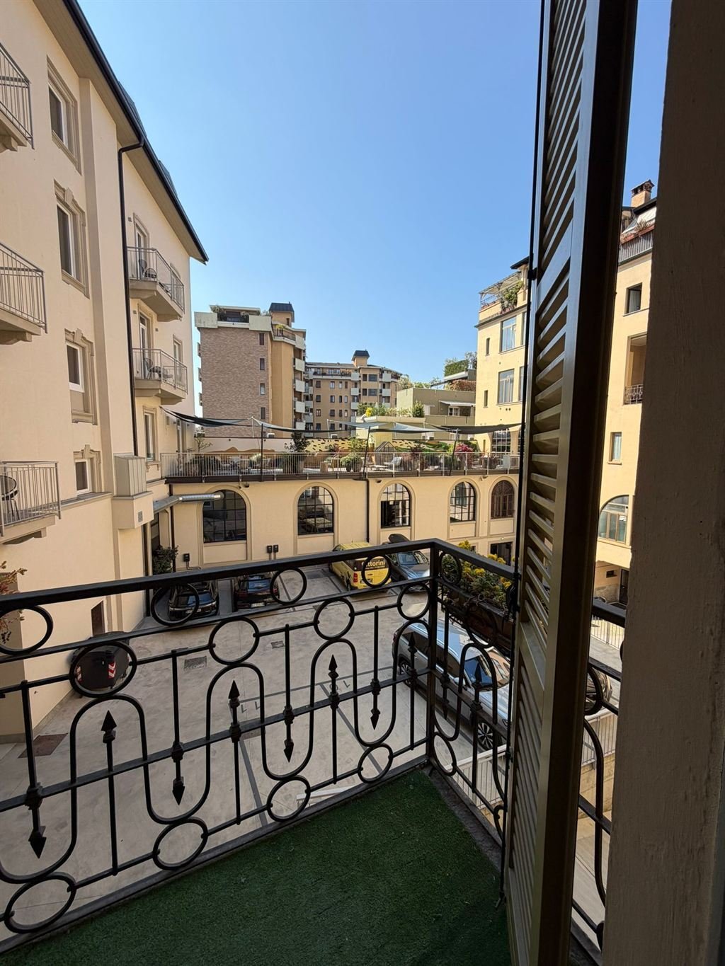 Apartment in Giovanni XXIII-Stazione, Bergamo, Italy 2 - 17499527