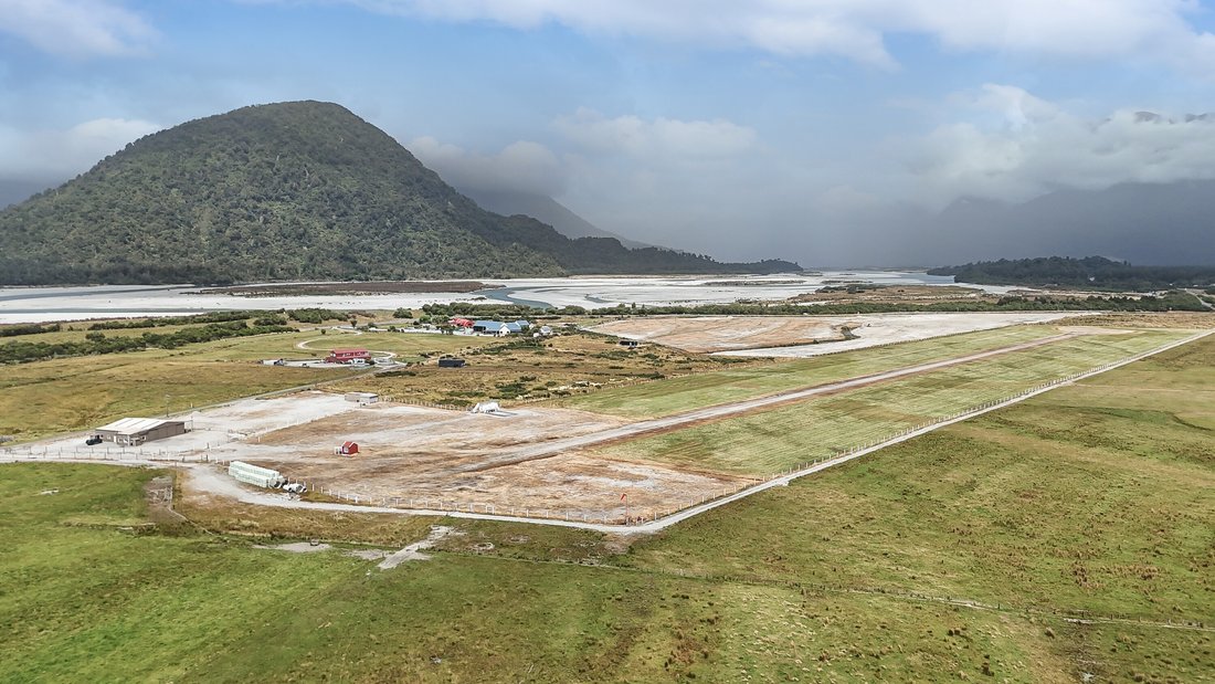 Land in Haast, West Coast, New Zealand 1 - 17499492