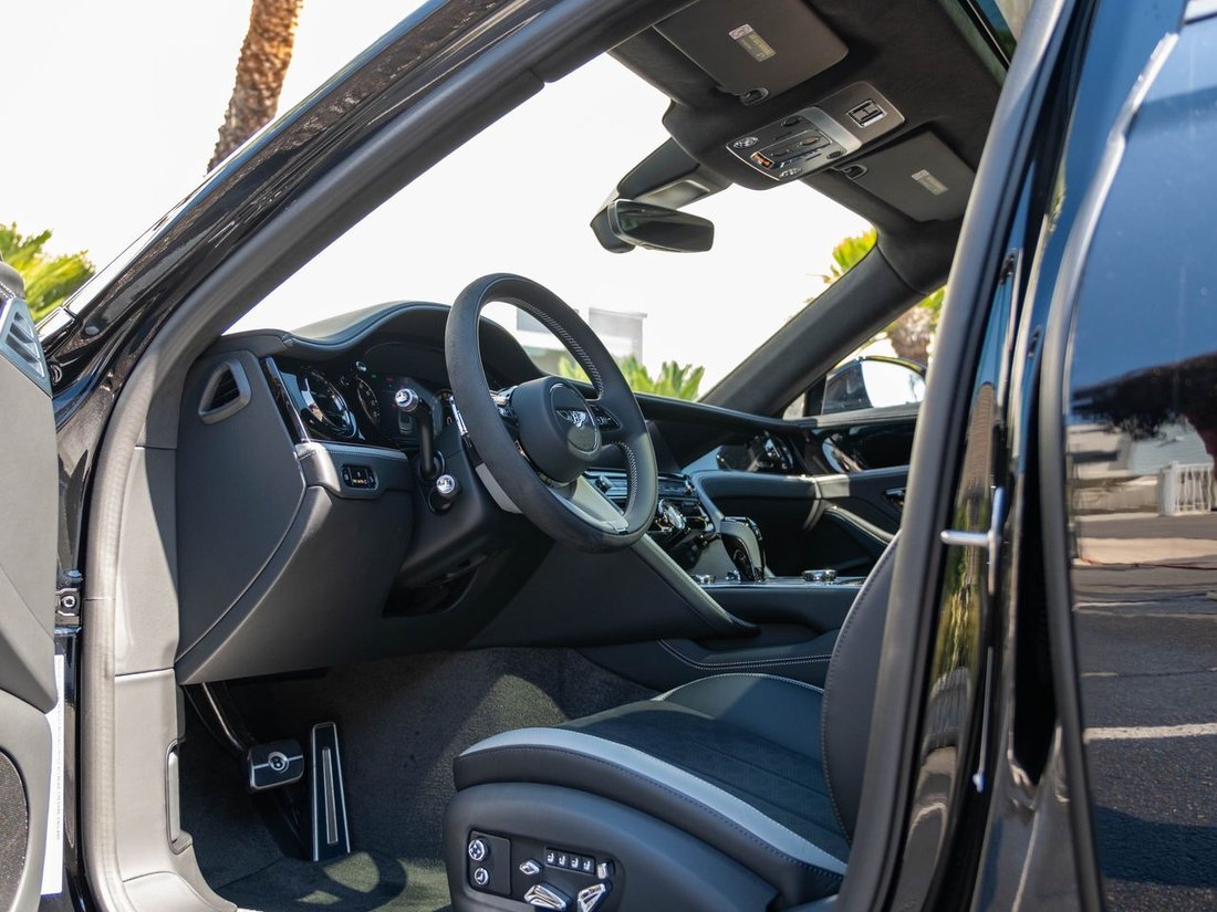Sedan in La Jolla, CA, United States 2 - 17499421