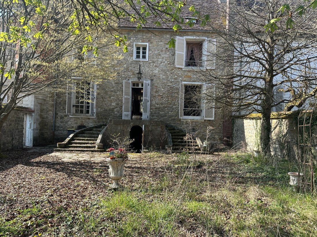 House in Milly-la-Forêt, Ile-de-France, France 4 - 16074402