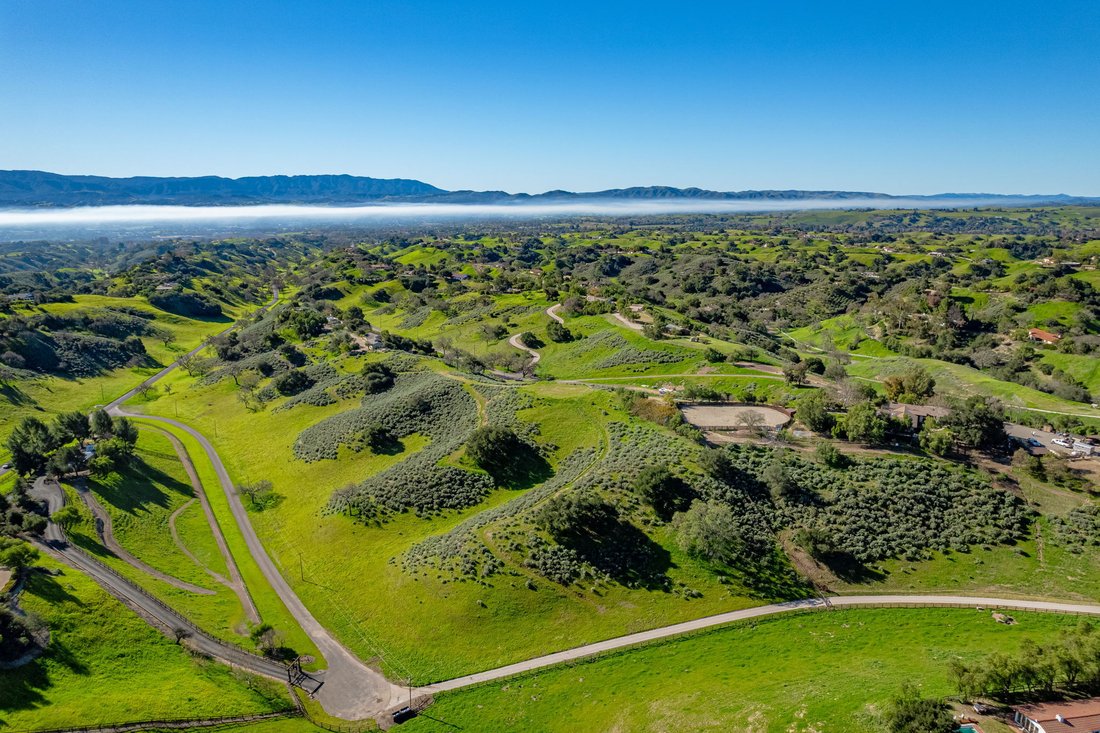Land in Santa Ynez, California, United States 4 - 17498834