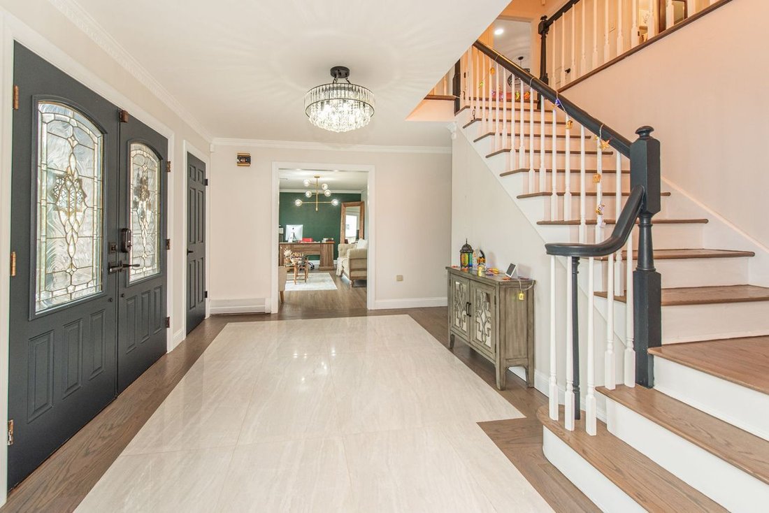 House in Fairfield, New Jersey, United States 2 - 17500603