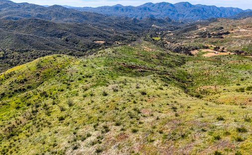 Land in Lake Elsinore, California, United States 1