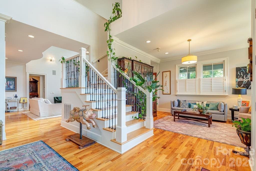 House in Weaverville, North Carolina, United States 4 - 17500014