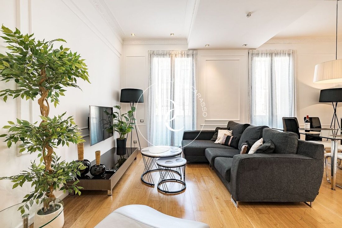 Apartment in Eixample, Barcelona, Spain 1 - 17499869