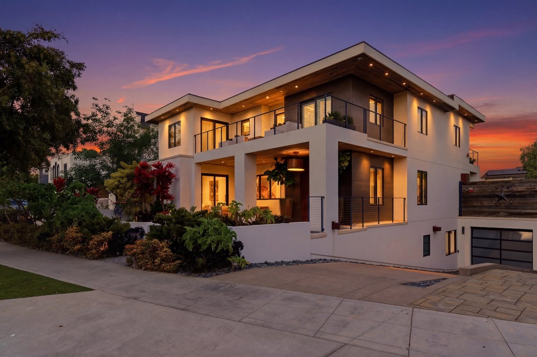 Coronado, California, United States 1 - 17433106