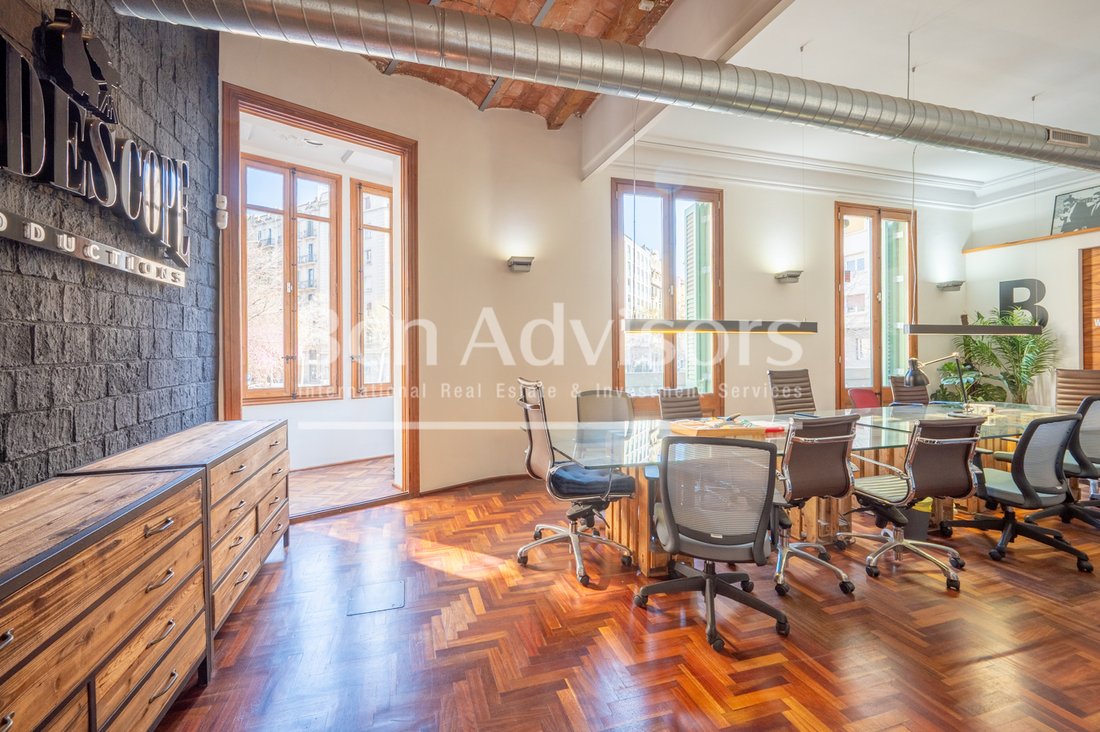 Apartment in Eixample, Barcelona, Spain 5 - 17500074