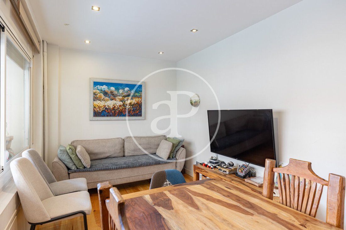 Apartment in Sarrià-Sant Gervasi, Barcelona, Spain 2 - 17500325