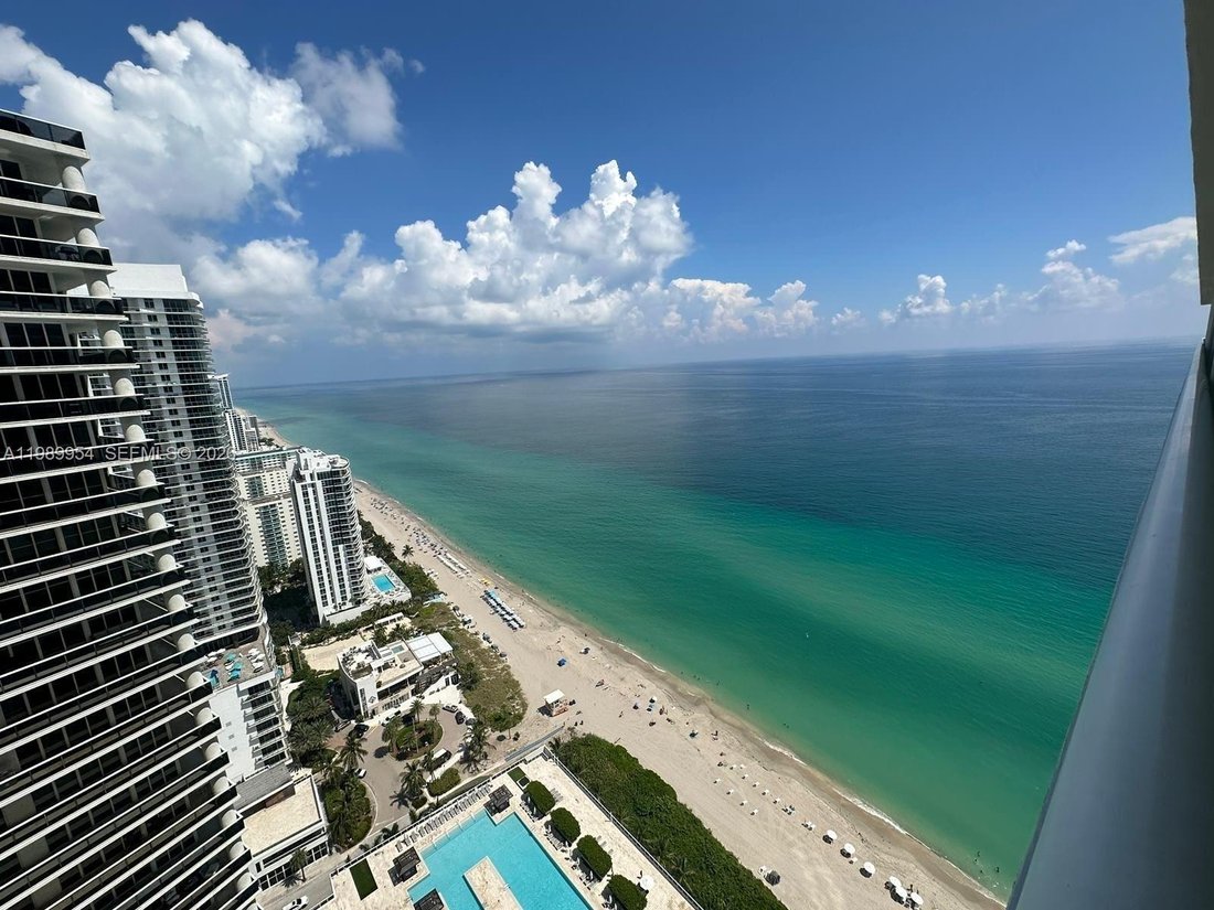 Condo in Hallandale Beach, Florida, United States 4 - 17499976