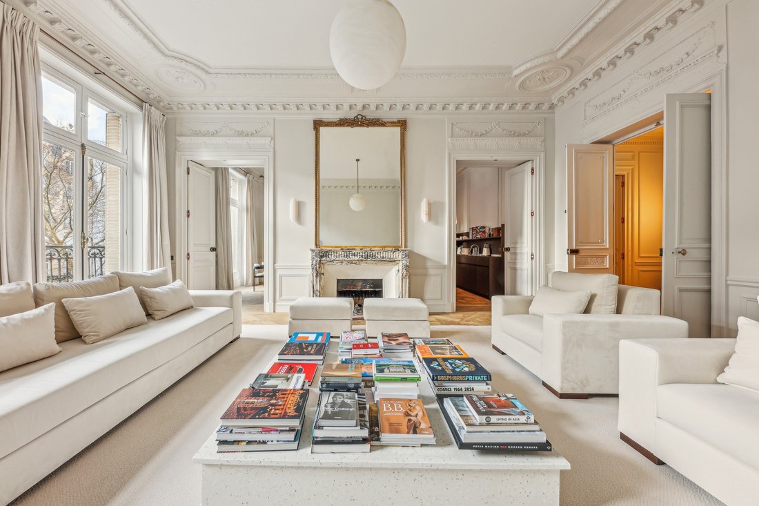 Apartment in Elysées-Madeleine, Paris 8e Arrondissement, Paris 1 - 17499904