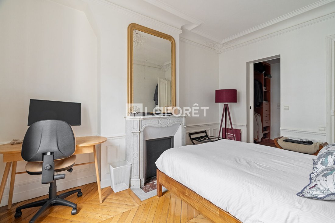 Apartment in La Fourche-Guy Môquet, Paris 17e Arrondissement, Paris 4 - 17499838