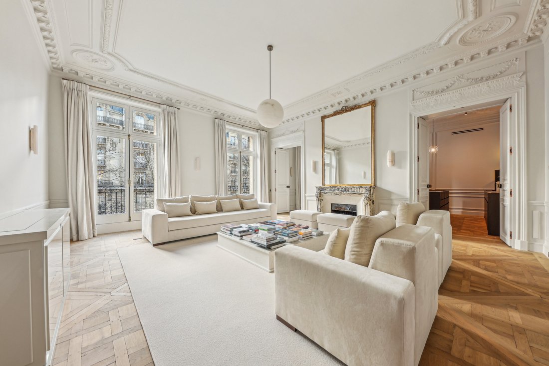 Apartment in Elysées-Madeleine, Paris 8e Arrondissement, Paris 3 - 17499904