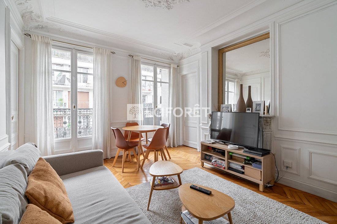 Apartment in La Fourche-Guy Môquet, Paris 17e Arrondissement, Paris 1 - 17499838