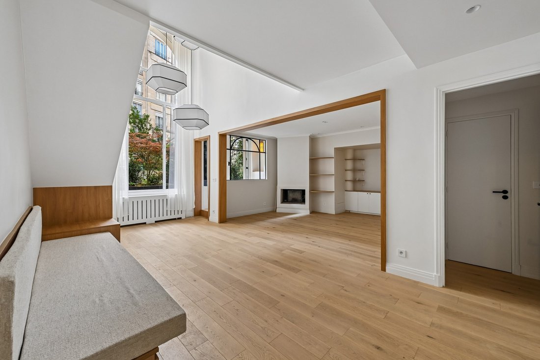 Apartment in Vaugirard-Parc des Expositions, Paris 15e Arrondissement, Paris 4 - 17499717