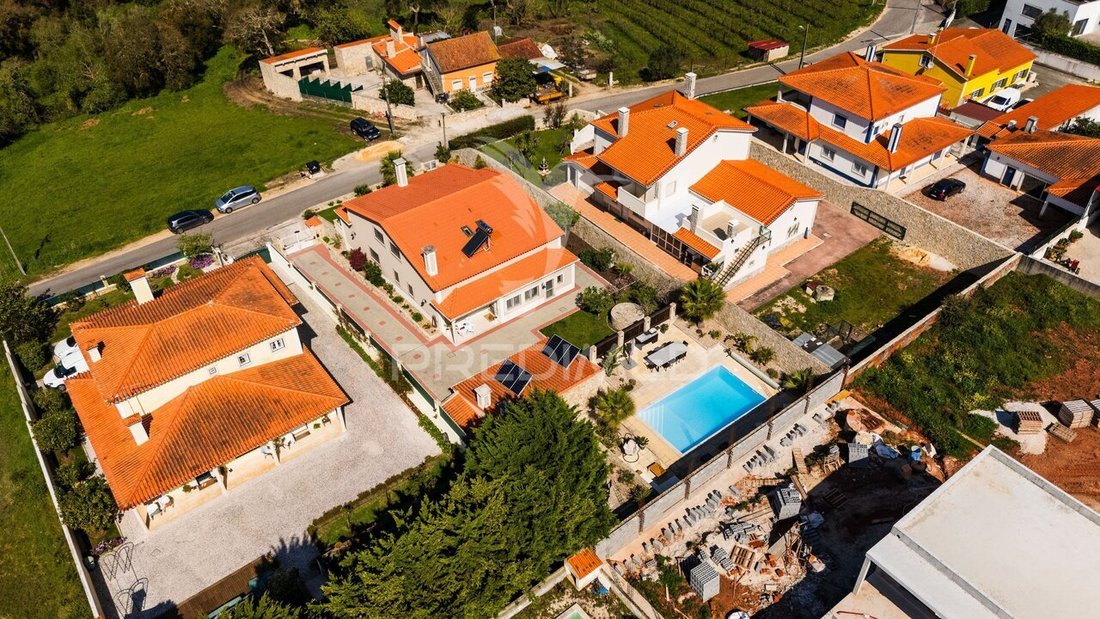 House in Salir de Matos, Leiria District, Portugal 1 - 17500101